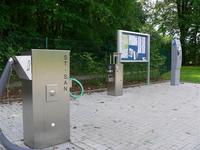Entsorgungsstation / Infotafel / Kassenautomat