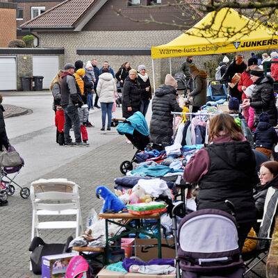 Tr&ouml;delmarkt Guter Hirte 2.4.22 01