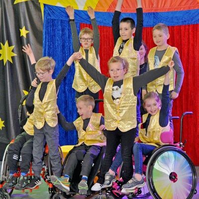 Bild vergr&ouml;&szlig;ern: Zirkus ES-BS-Kitas