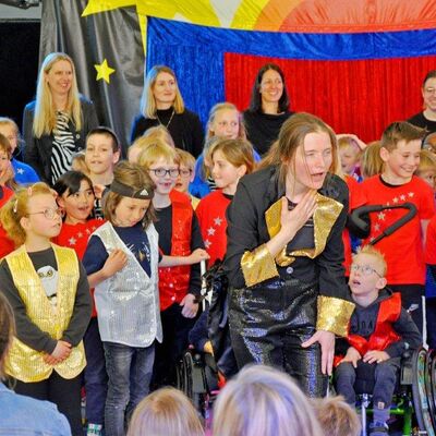 Bild vergr&ouml;&szlig;ern: Zirkus ES-BS-Kitas