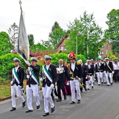 Bild vergr&ouml;&szlig;ern: Sch&uuml;tzenfest H&uuml;lsten