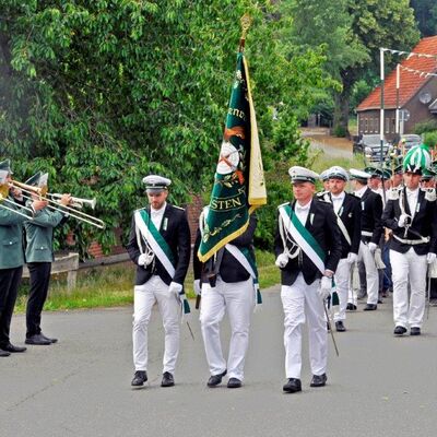 Bild vergr&ouml;&szlig;ern: Sch&uuml;tzenfest H&uuml;lsten