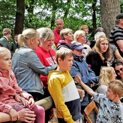 Bild vergr&ouml;&szlig;ern: Sch&uuml;tzenfest H&uuml;lsten
