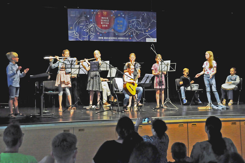 Bild vergrößern: 50 Jahre Musikschule