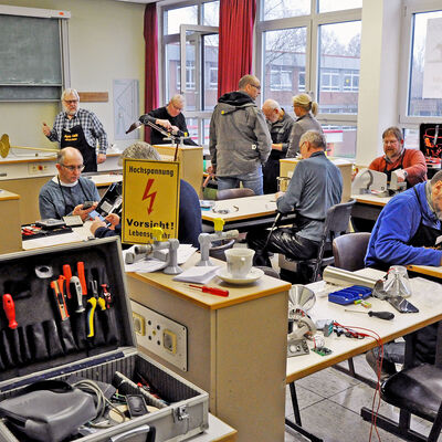 Repair Caf&eacute; 25.1.20 007