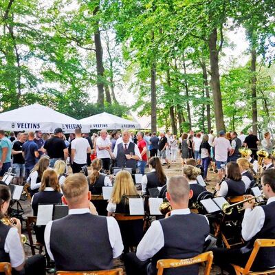 Bild vergr&ouml;&szlig;ern: Sch&uuml;tzenfest Bahnhof Reken