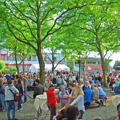Gemeindefest Rathausvorplatz