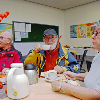 Kaffee und Kuchen im Erdgescho&szlig;