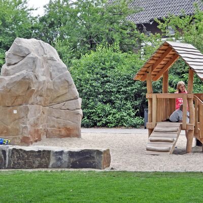 Bild vergr&ouml;&szlig;ern: Park Ehrenmal BR