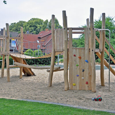 Bild vergr&ouml;&szlig;ern: Park Ehrenmal BR