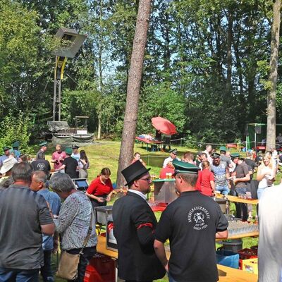 Bild vergr&ouml;&szlig;ern: Sch&uuml;tzenfest Maria Veen