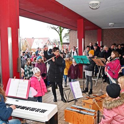 Bild vergr&ouml;&szlig;ern: Adventsbasar 