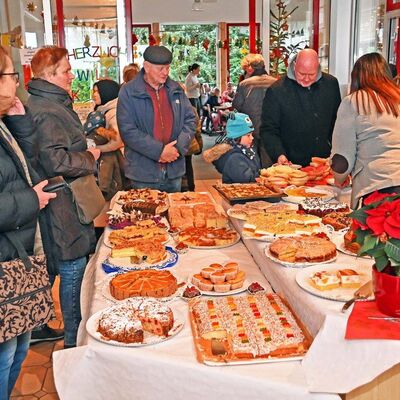 Bild vergr&ouml;&szlig;ern: Adventsbasar 