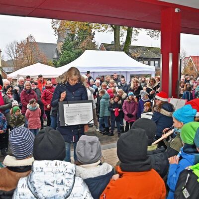 Bild vergr&ouml;&szlig;ern: Adventsbasar 