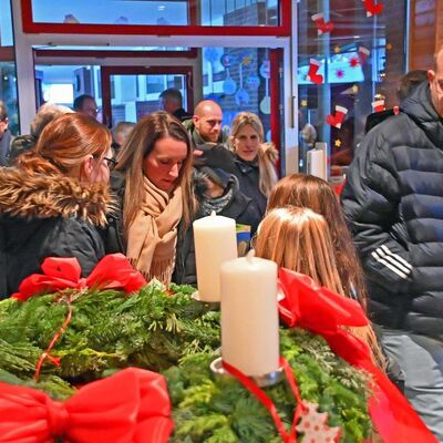 Bild vergr&ouml;&szlig;ern: Adventsbasar 
