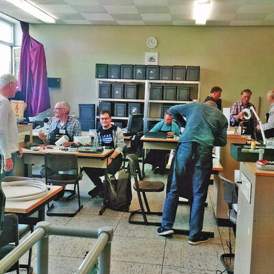 Repair Caf&eacute; 
