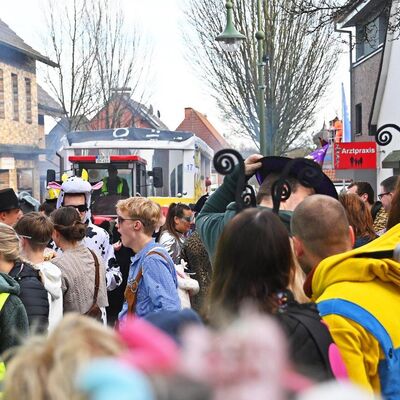 Bild vergr&ouml;&szlig;ern: RKV Karnevalsumzug 10.2.24 2024-02-10 