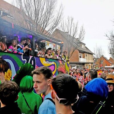 Bild vergr&ouml;&szlig;ern: RKV Karnevalsumzug 10.2.24 2024-02-10 