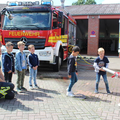 Bild vergr&ouml;&szlig;ern: Feuerwehr Brandschutzerziehung