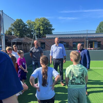 Bild vergr&ouml;&szlig;ern: Soccerplatz