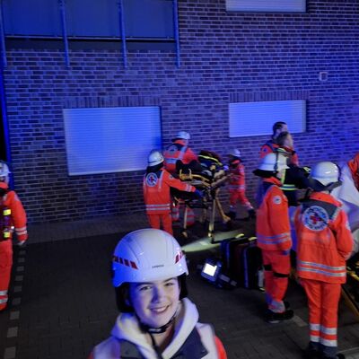 Bild vergr&ouml;&szlig;ern: Berufsfeuerwehr-Tag / Rettungswachen-Wochenende