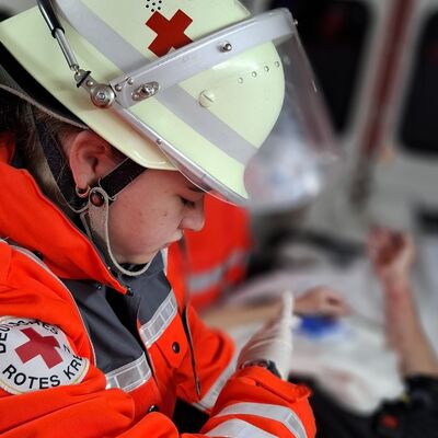 Bild vergr&ouml;&szlig;ern: Berufsfeuerwehr-Tag / Rettungswachen-Wochenende